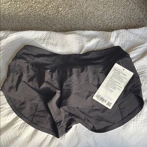 LuluLemon Speed Up LR Short, 2.5”